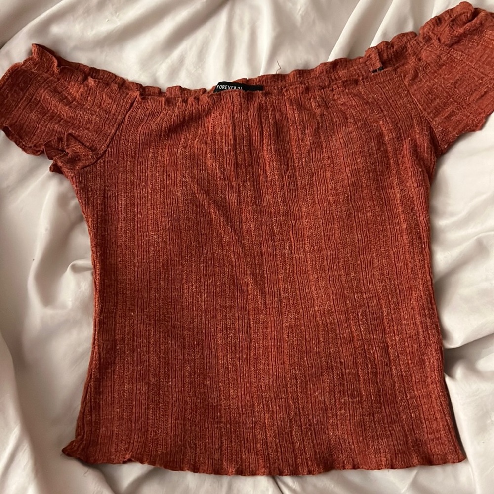 Off the Shoulder Lettuce Edge Crop Top S